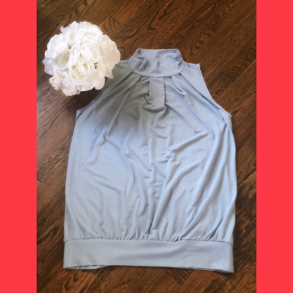 4/$20🎊Light Blue Sleeveless Mock T-Neck